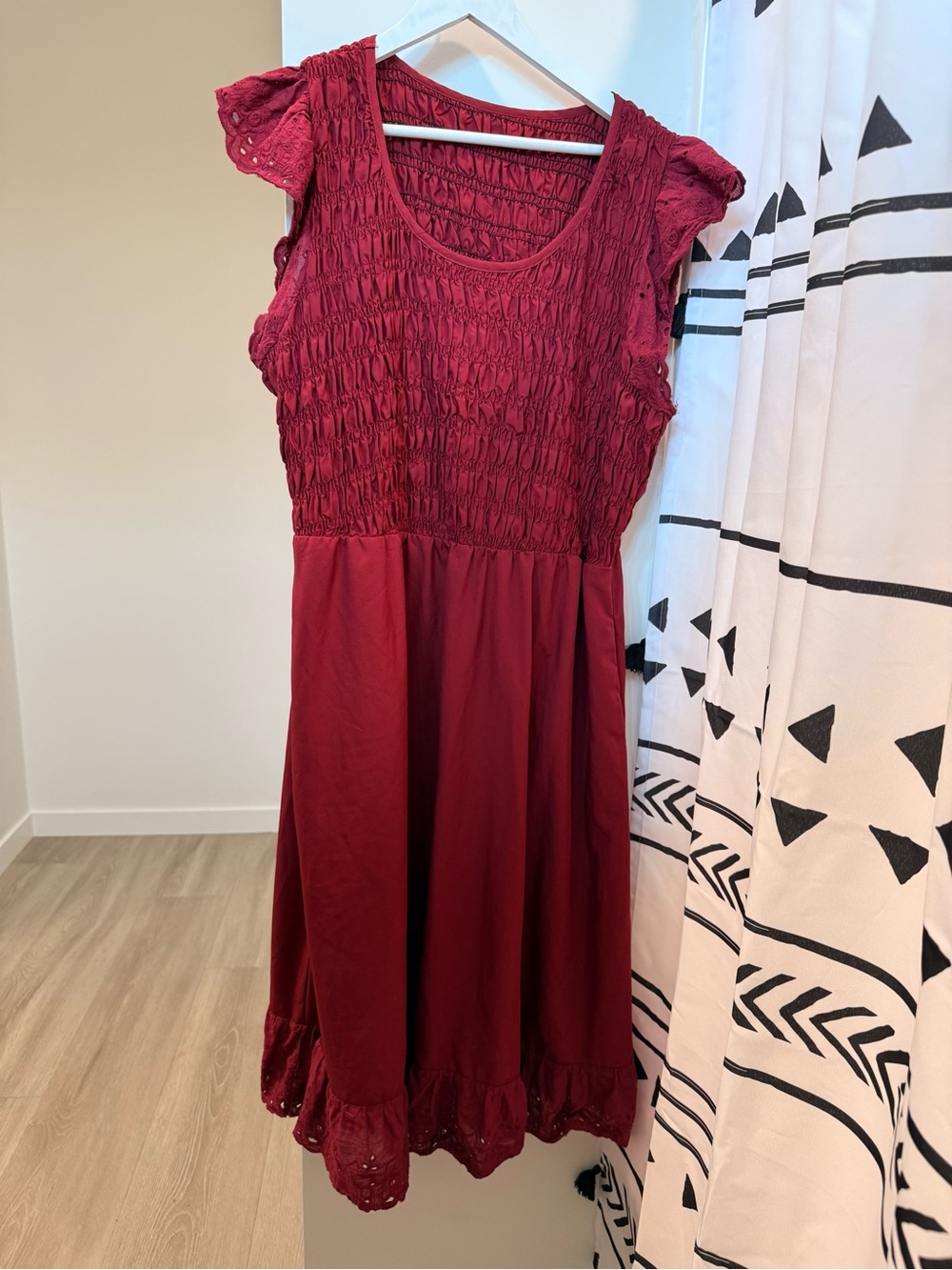Bloomchic 22/24 Women's Burgundy Smocked Cap-Sleeve Dress